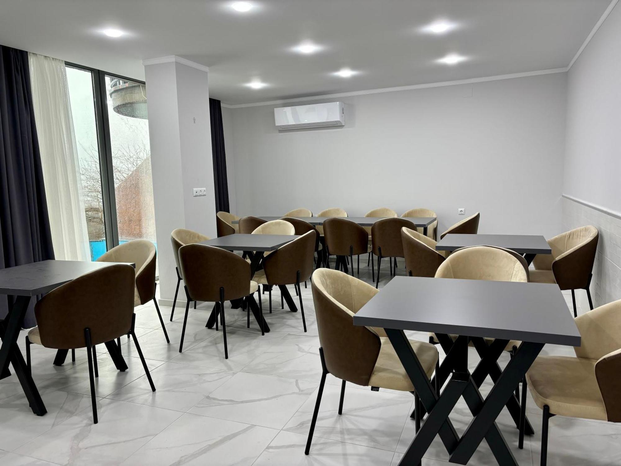 Hillside Inn Батумі Екстер'єр фото